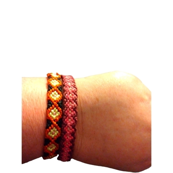 Retro 90's Y2K Friendship Style Knit Yarn Bead Adjustable Pull Bracelets (2) - Picture 1 of 6